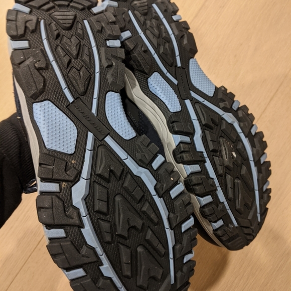 Sketchers Outdoor Athletic Shoes - Picture 4 of 11